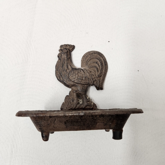 Rustic cast Iron soap dish - Picture 4 of 7